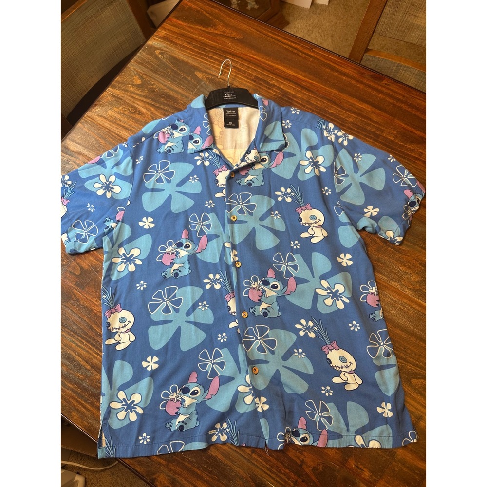 Disney Our Universe Lilo and Stitch Blue Rayon Hawaiian Shirt Mens‎ MD BoxLunch
